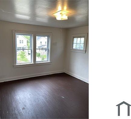 3rd image of 857 E 12th Ave