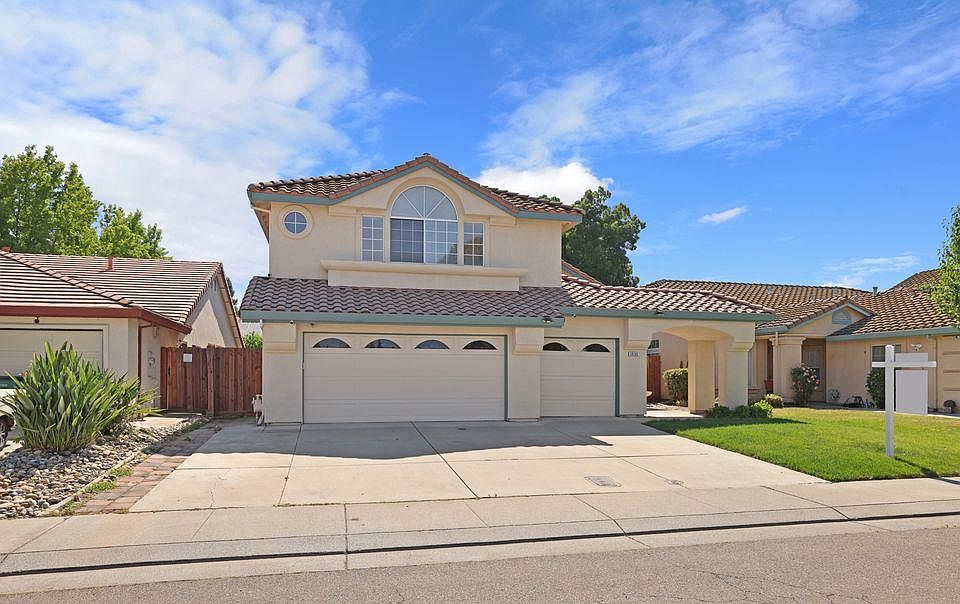1st image of 10245 Point Reyes Cir