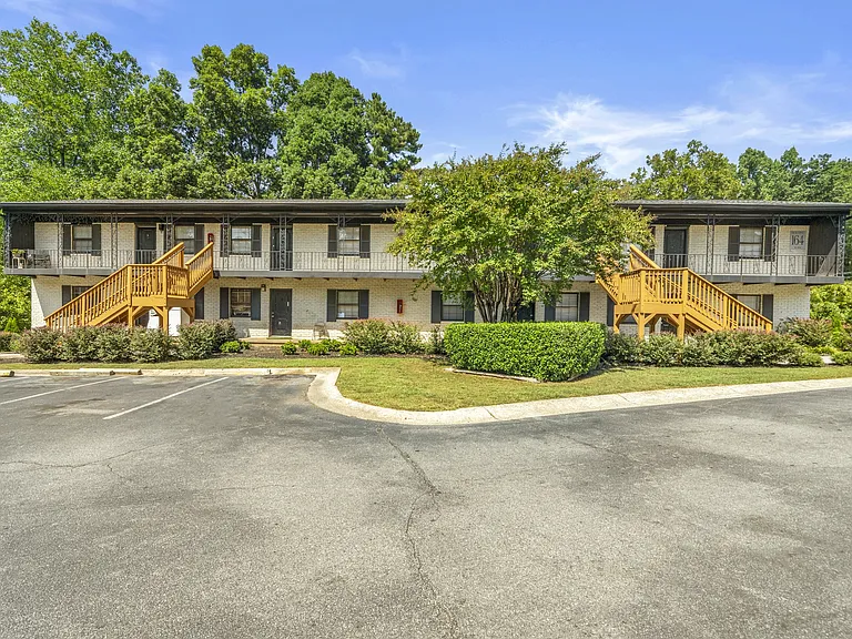 Woodland Falls Apartments — Photo 20