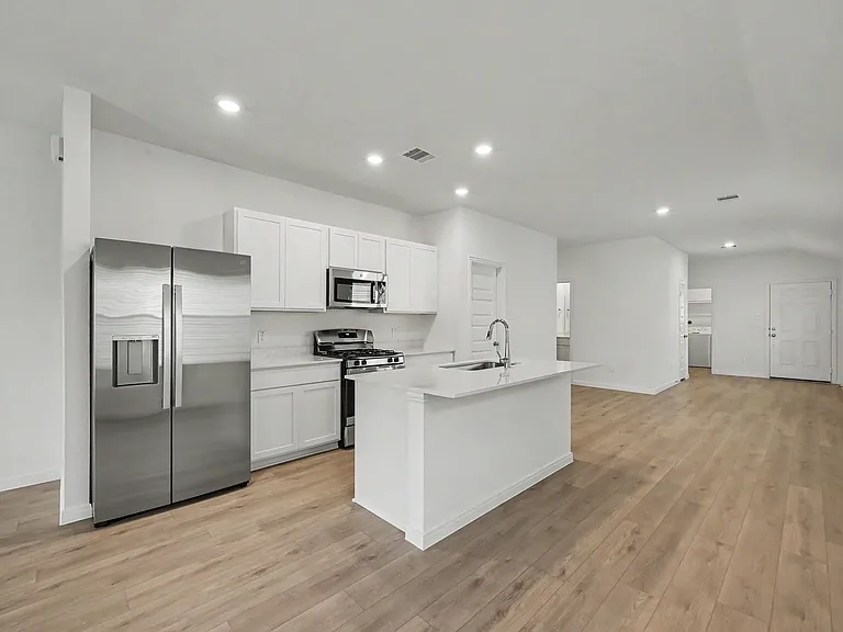 25260 Leather Leaf Ct — Photo 8