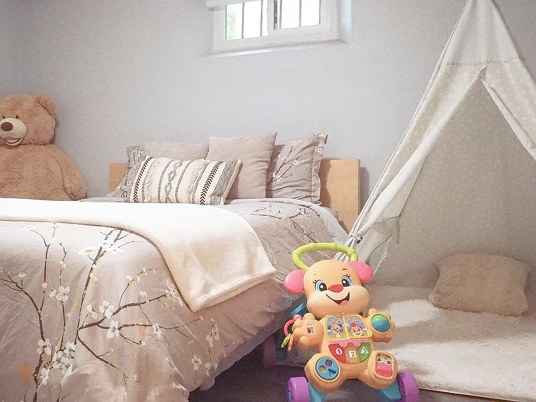 4th Bedroom: Kids Tent, Teddy Bear, Baby Walker Toy, Pack & Play, Booster Seat... Everything is for Kids!