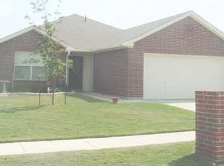 2325 Ranger Dr, Fort Worth, TX 76120