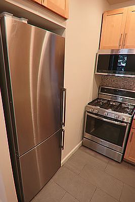 4th image of 547 W 157th St APT 3