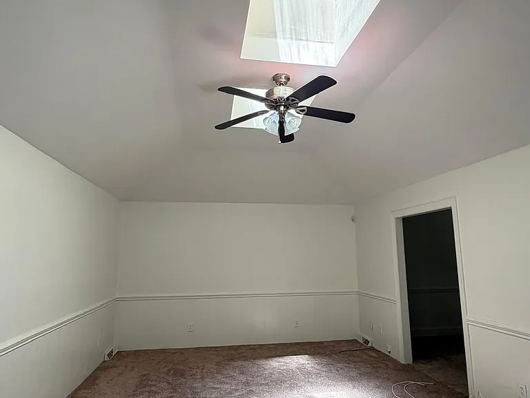 5600 Carmel Rd — Photo 9