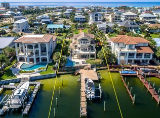 617 Lagoon Dr, Destin, FL 32541