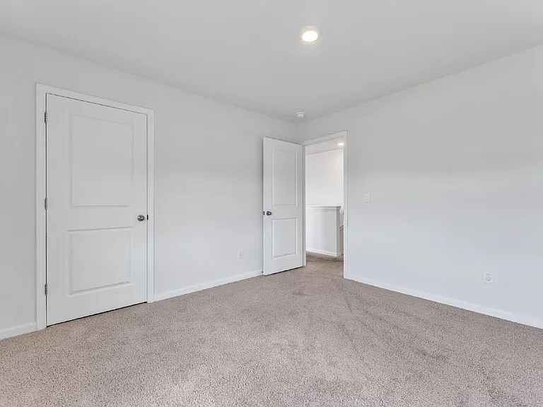107 Milldale Dr — Photo 22