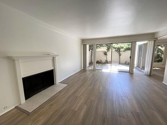 4th image of 285 W California Blvd APT 17