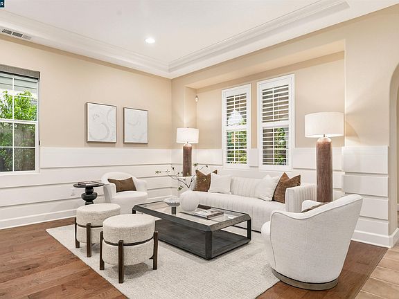 4th image of 5325 Pembroke Way