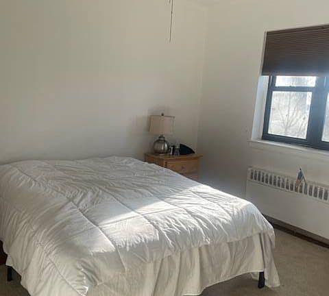 2nd image of 154 Martling Ave #2-M8