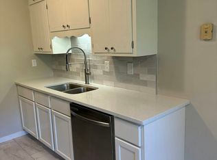 360 57th Ave NE #362, Minneapolis, MN 55432