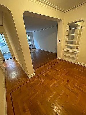 5th image of 330 E 71st St APT 3G
