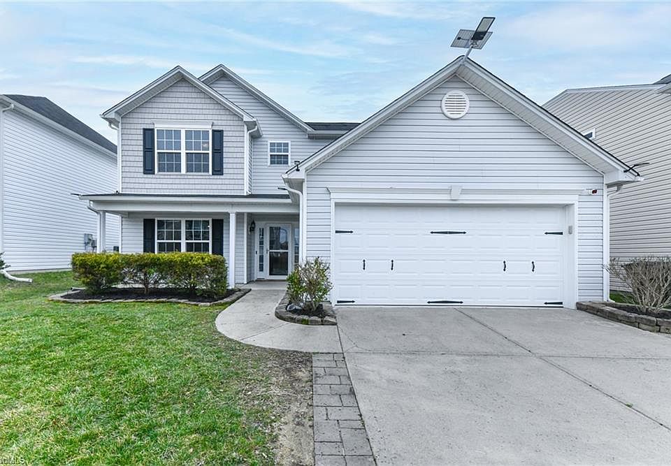 1st image of 8 Stoud Cir