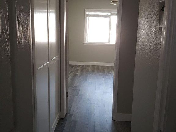 5th image of 1762 Kenwood Pl APT D