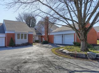 12 Springcreek Mnr, Hershey, PA 17033
