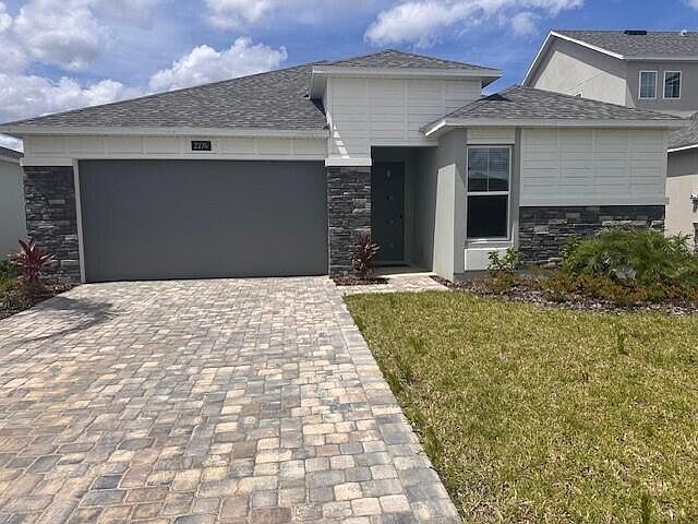 1st image of 2274 Middlebury Dr