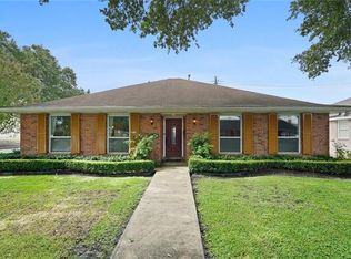 300 W Kenilworth St, New Orleans, LA 70124