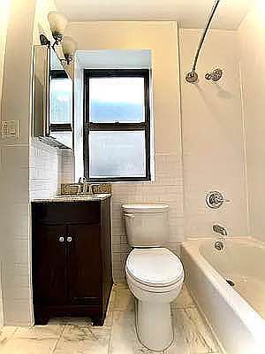 5th image of 232 E 80th St APT 22