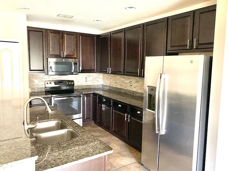 2855 Moonstone Bnd — Photo 8