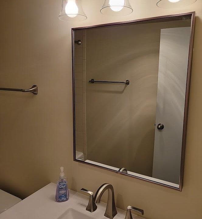 Bathroom vanity