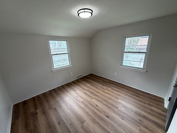 5th image of 1575 Norton St Unit 1