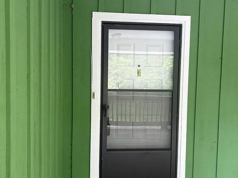 32 S Germantown Road — Photo 12