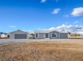 3520 W Horn Rd, Pahrump, NV 89048