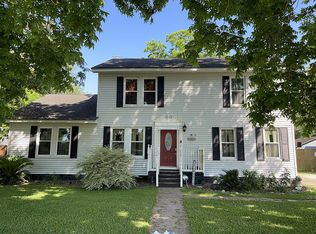 2025 12th St, Port Neches, TX 77651