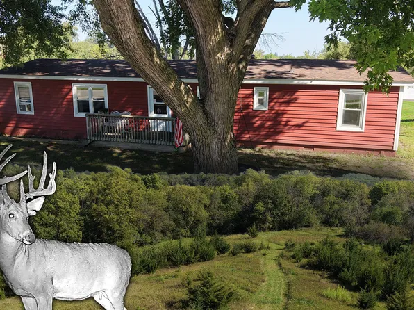 615 NE 2nd St, Stuart, IA 50250