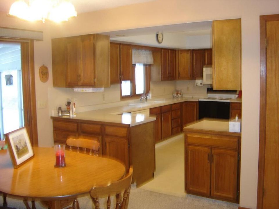 1st image of 806 26th St