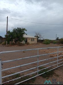 984 E 2nd St, Lordsburg, NM, 88045