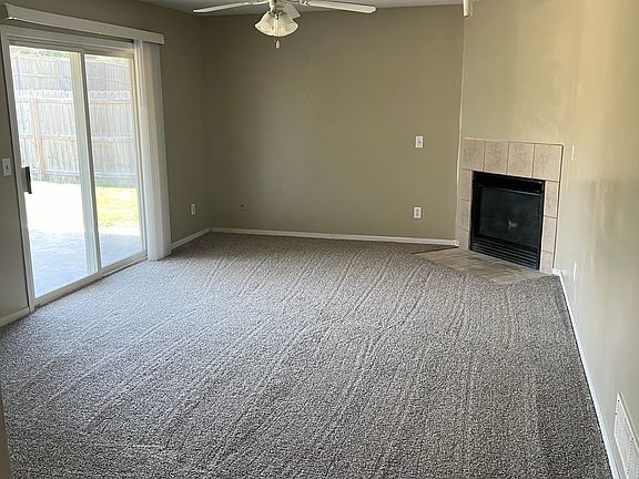 3rd image of 2315 E 27th Ter