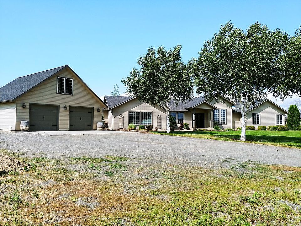 1st image of 430 Lone Dove Ln