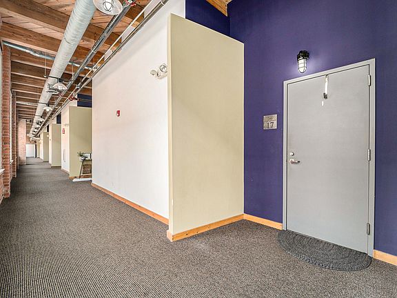 4th image of 200 River Place Dr APT 17