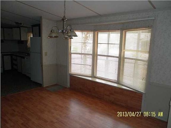 4th image of 7560 Blackjack Cir