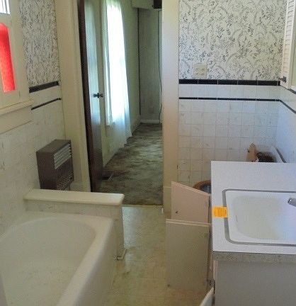 3rd image of 1019 E Cherry St