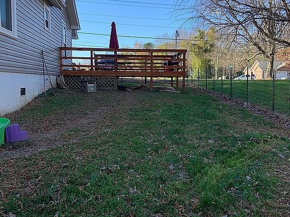 4th image of 4168 Westover Dr