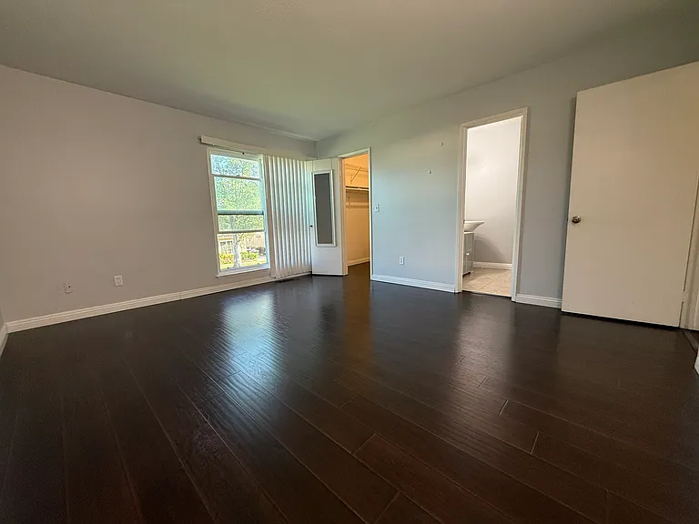 10058 San Juan Ct — Photo 7