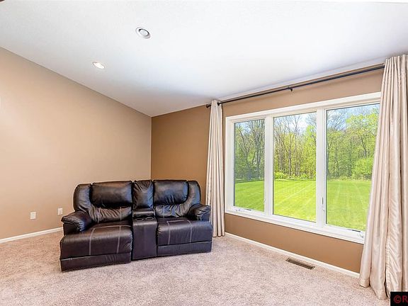 5th image of 317 Southbrook Cir