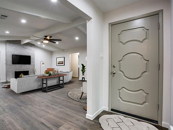 4th image of 3016 Columbine Dr