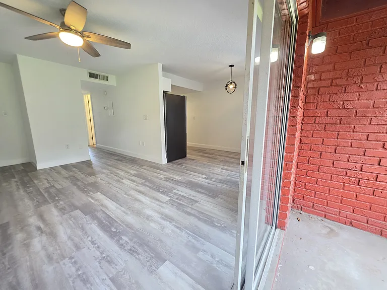 1120 83rd Ave N #A — Photo 39