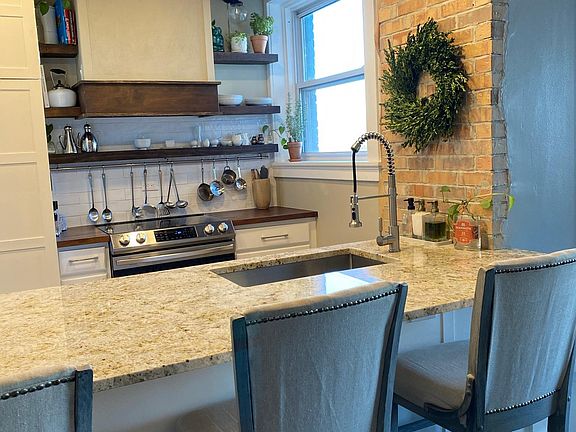 3rd image of 8120 E Jefferson Ave #3G