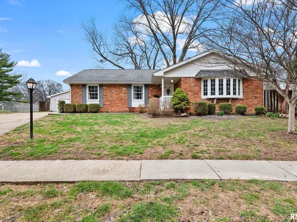 41 Belhaven Dr, Springfield, IL 62704