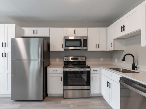 615 Elsbeth St APT 102