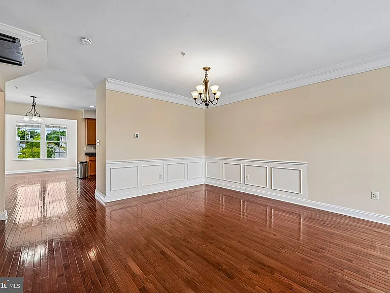 23004 Meadow Mist Rd — Photo 17