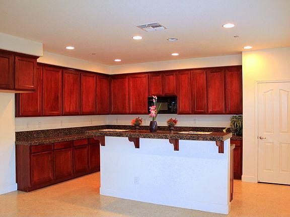 5th image of 2767 Ortiz Pl
