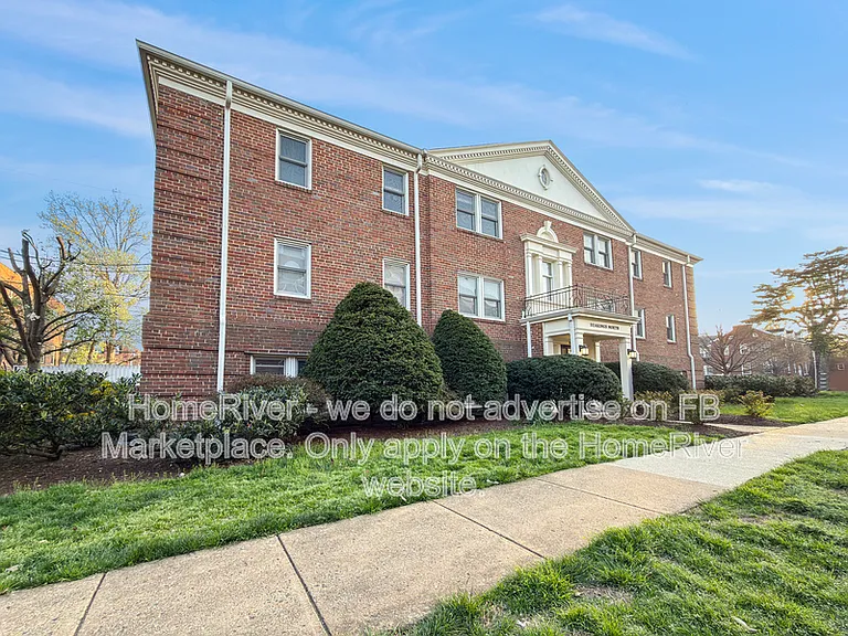 722 S Washington St #104 — Photo 3