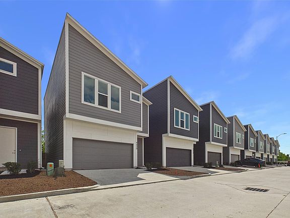 3rd image of 9628 Habitat St