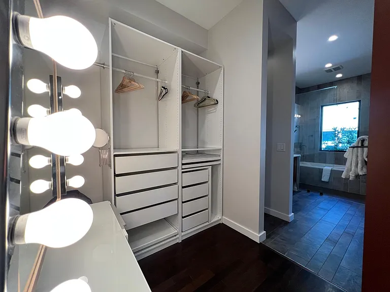 504 Morgan St NE — Photo 22