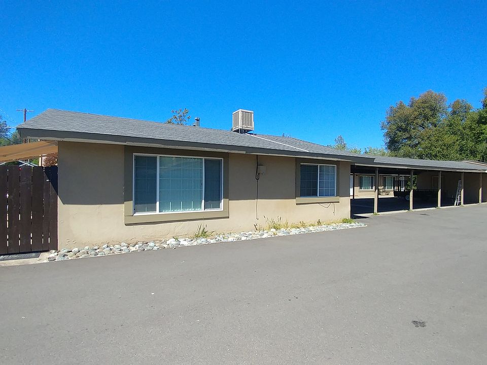 1st image of 3350 Hiatt Dr APT D