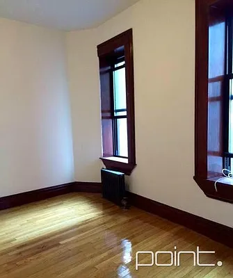 Rented by Point NYC | media 36